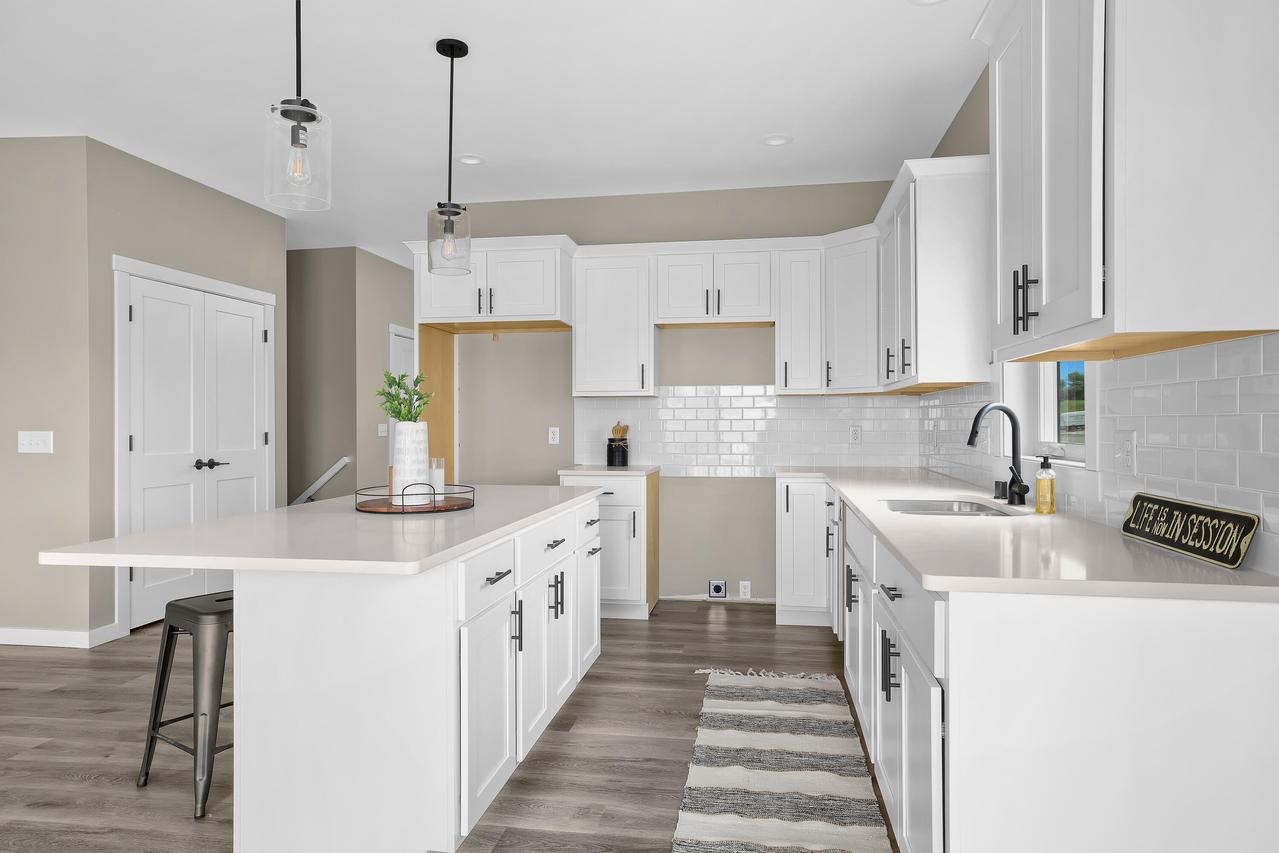 754 Crockett Dr, Holmen, WI 54636