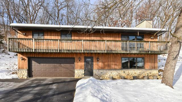 142 Riverside Dr, Waterford, WI 53185