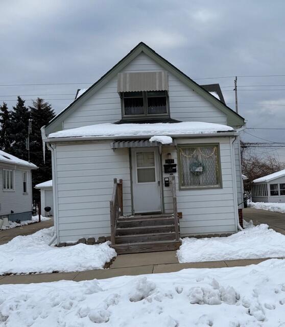 2113 Blake Ave, Racine, WI 53404