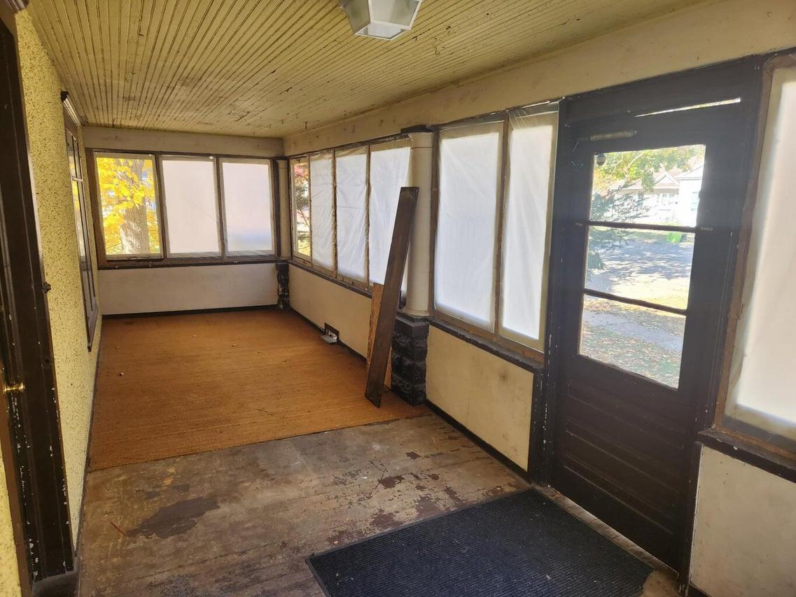 210 E Wisconsin St, Delavan, WI 53115