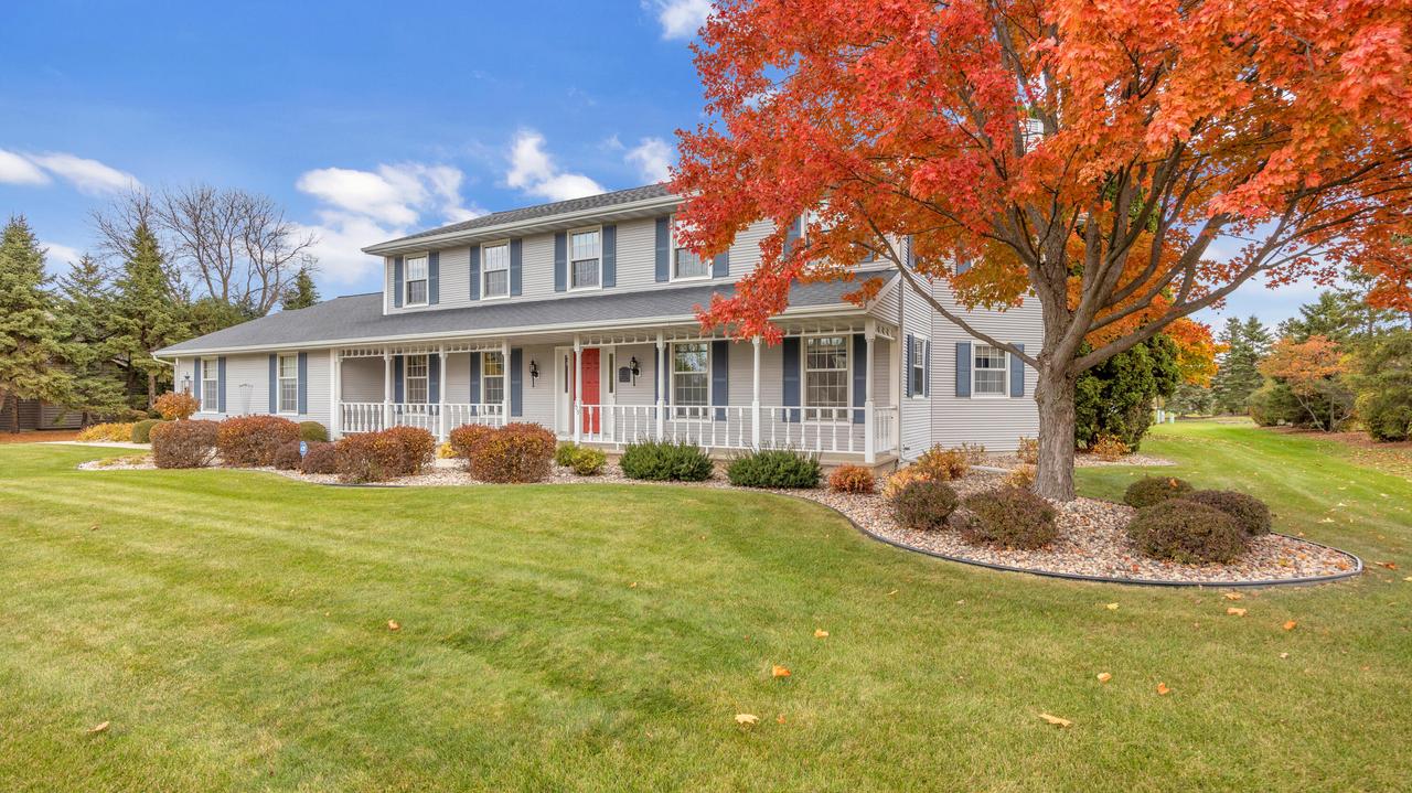 909 Country Club, Fond Du Lac, WI 54935