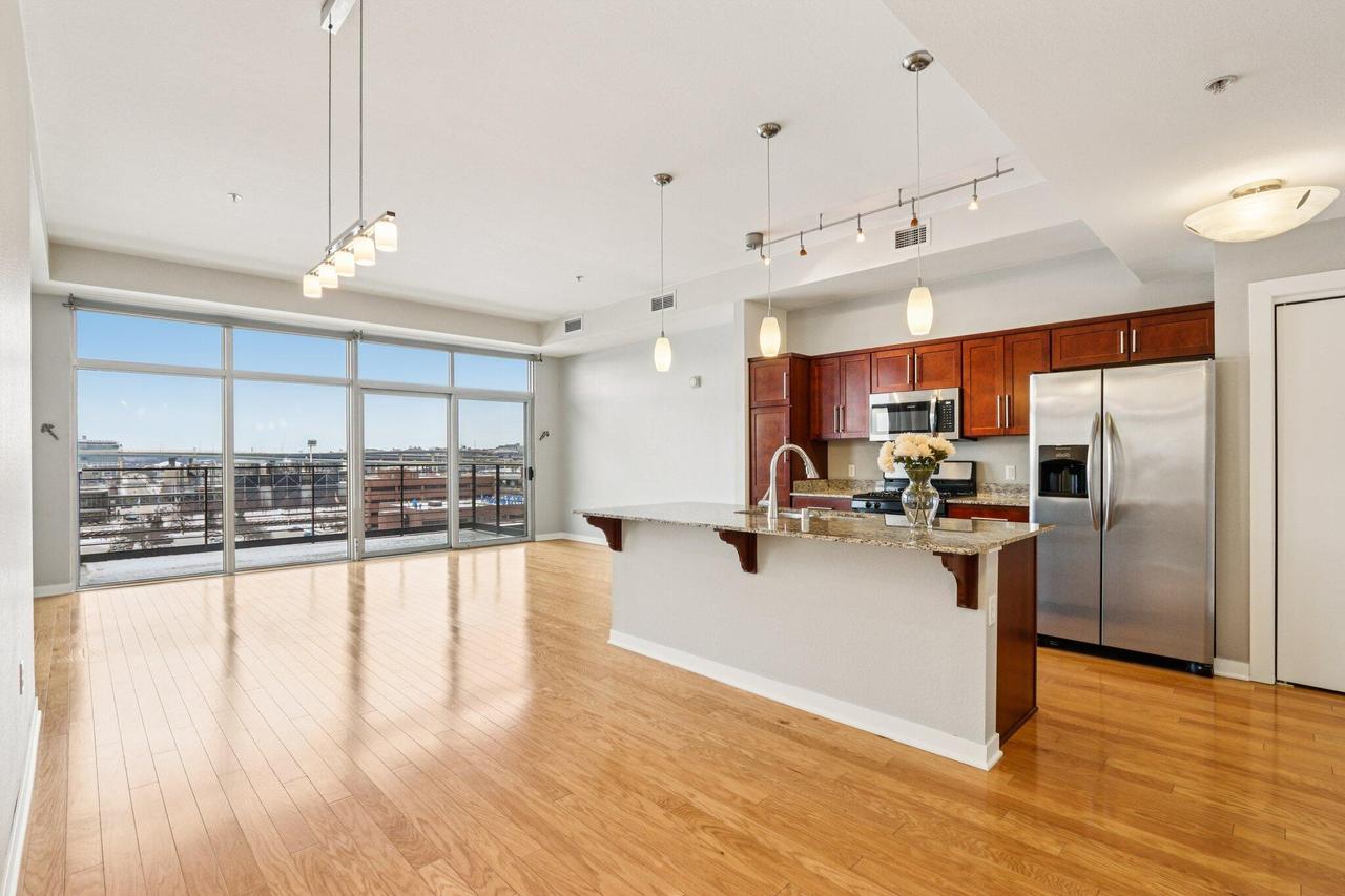 106 W Seeboth St #821, Milwaukee, WI 53204