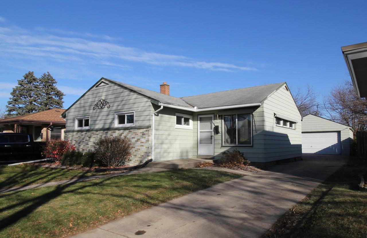 3214 S 72nd St., Milwaukee, WI 53219