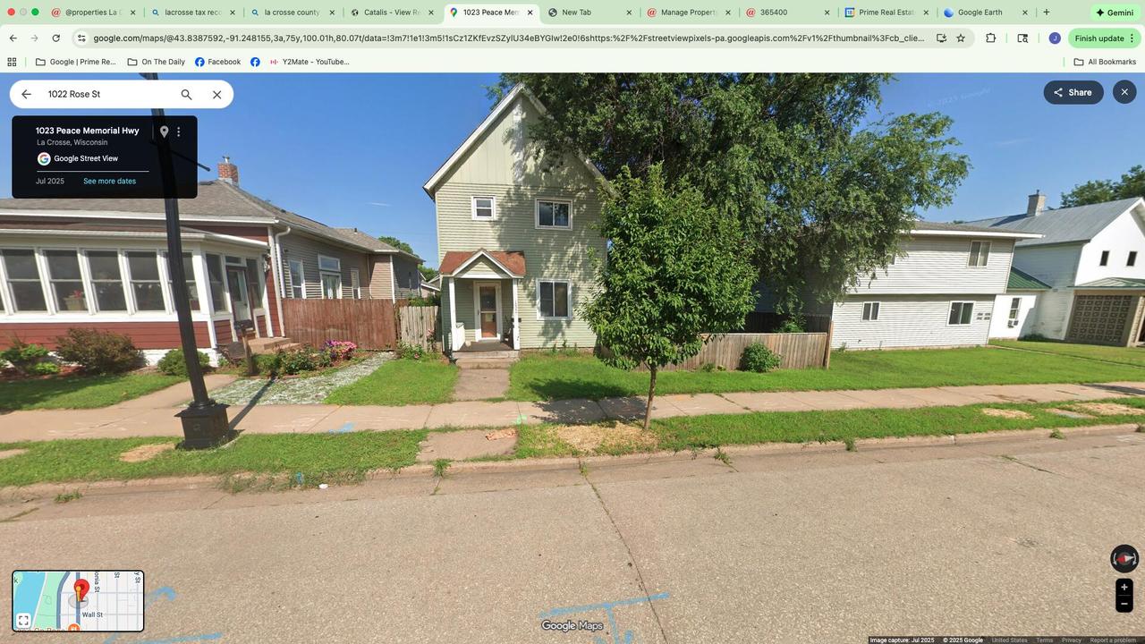 1022 Rose St, La Crosse, WI 54601