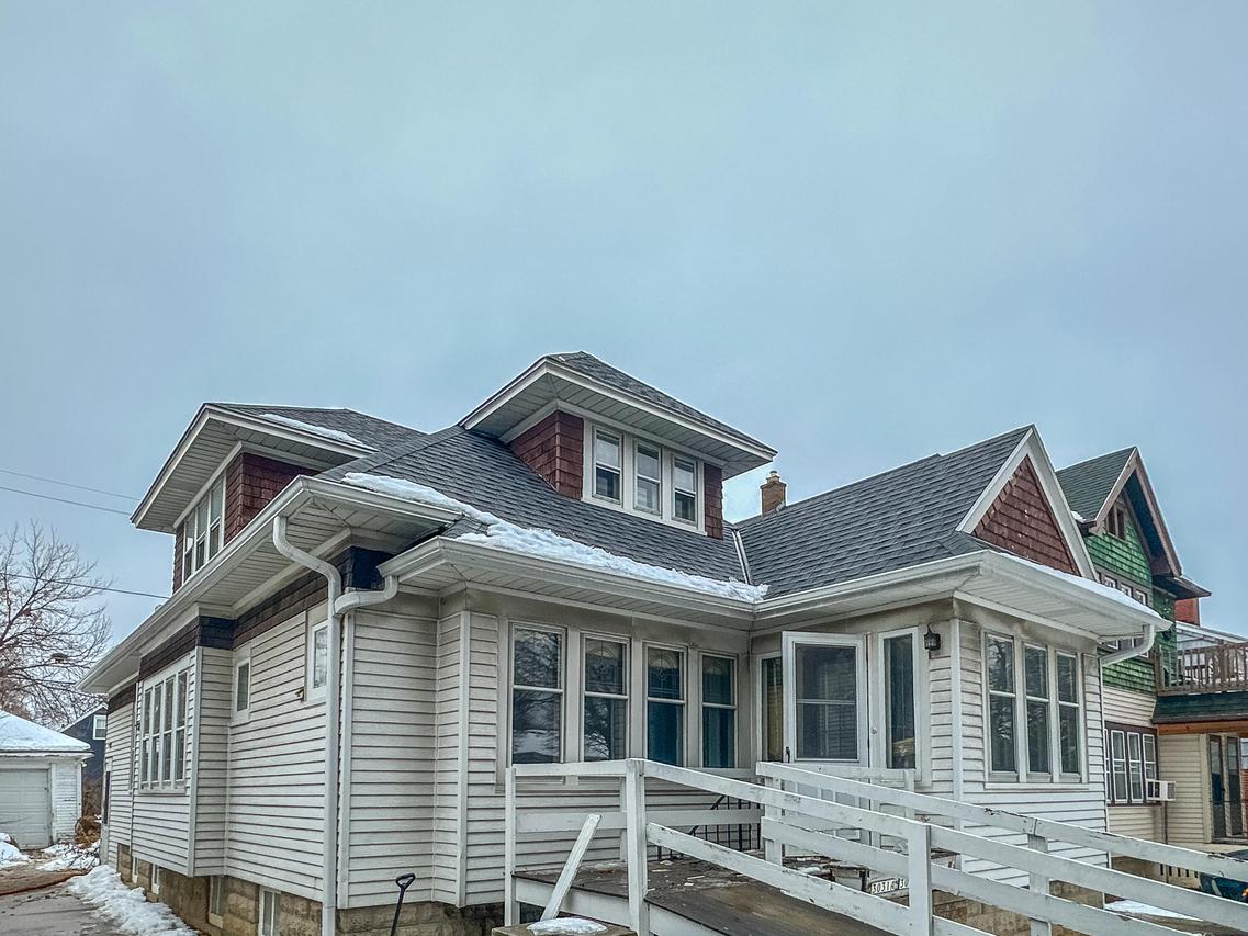 3031 N 60th St, Milwaukee, WI 53210