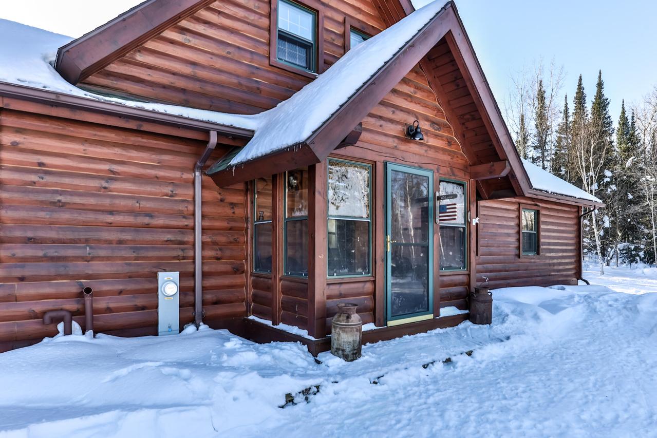 5053 W Anderson Rd, Carey, WI 54534