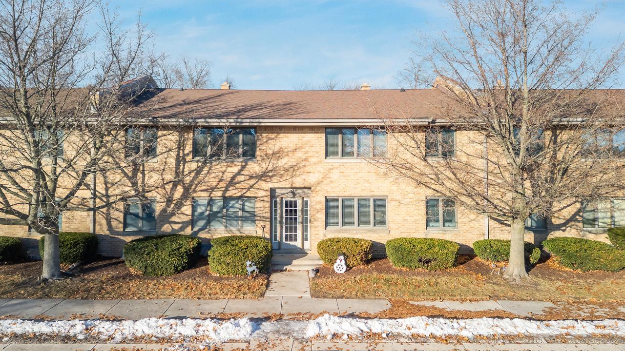 304 Center Ave #1, Sheboygan, WI 53081