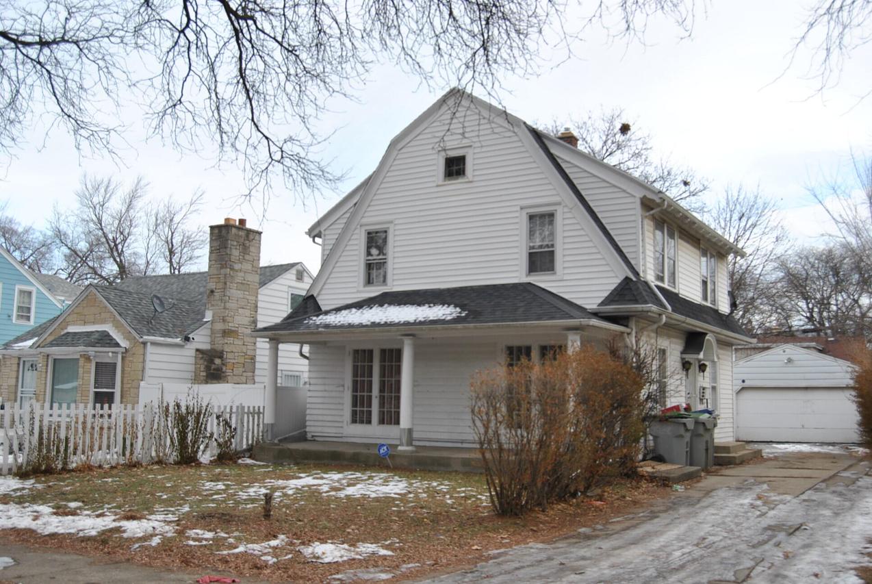 4050 N 41st St., Milwaukee, WI 53216