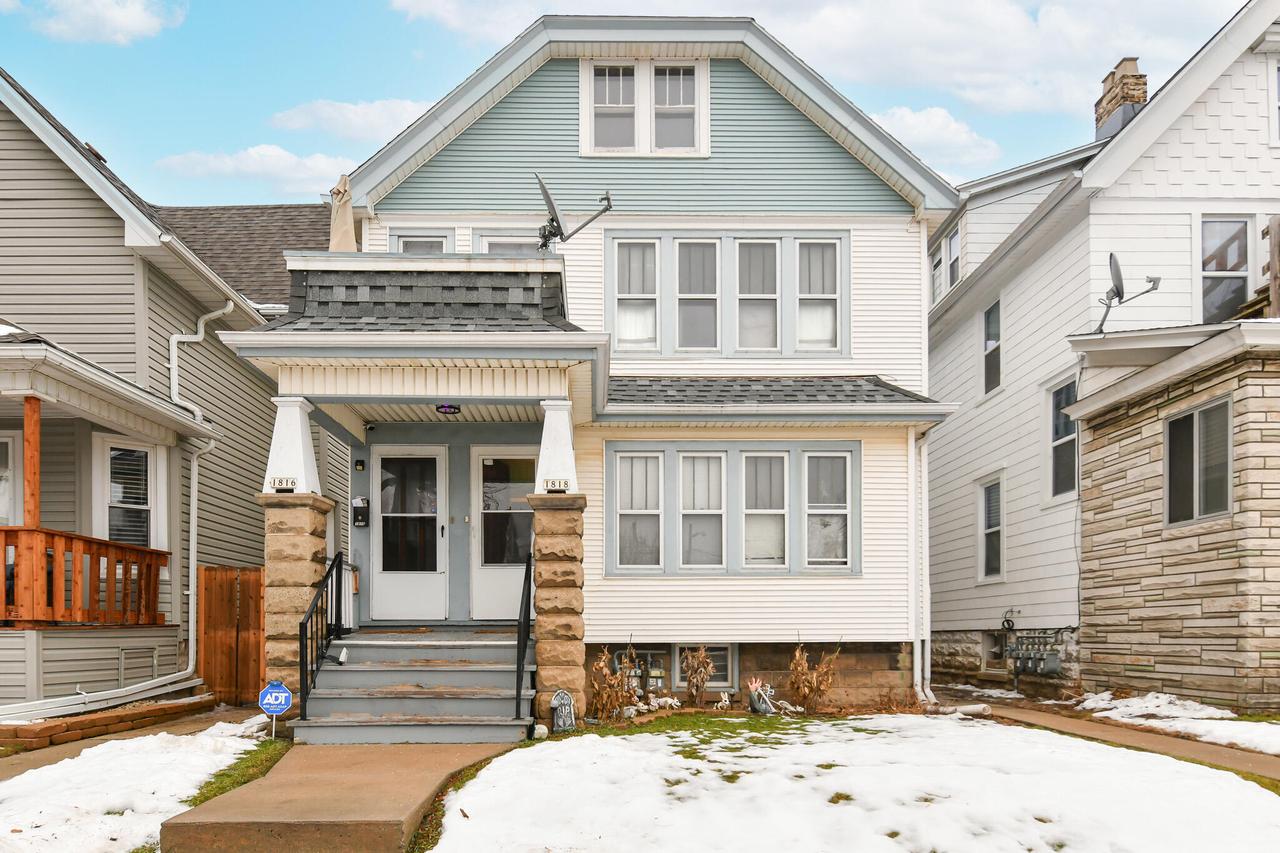 1816 S 59th St, West Allis, WI 53214