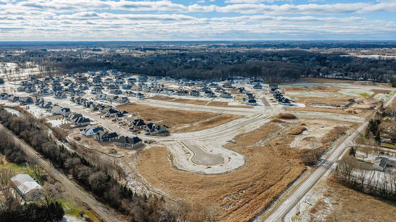 Lt165 Applewood Ct, Grafton, WI 53024