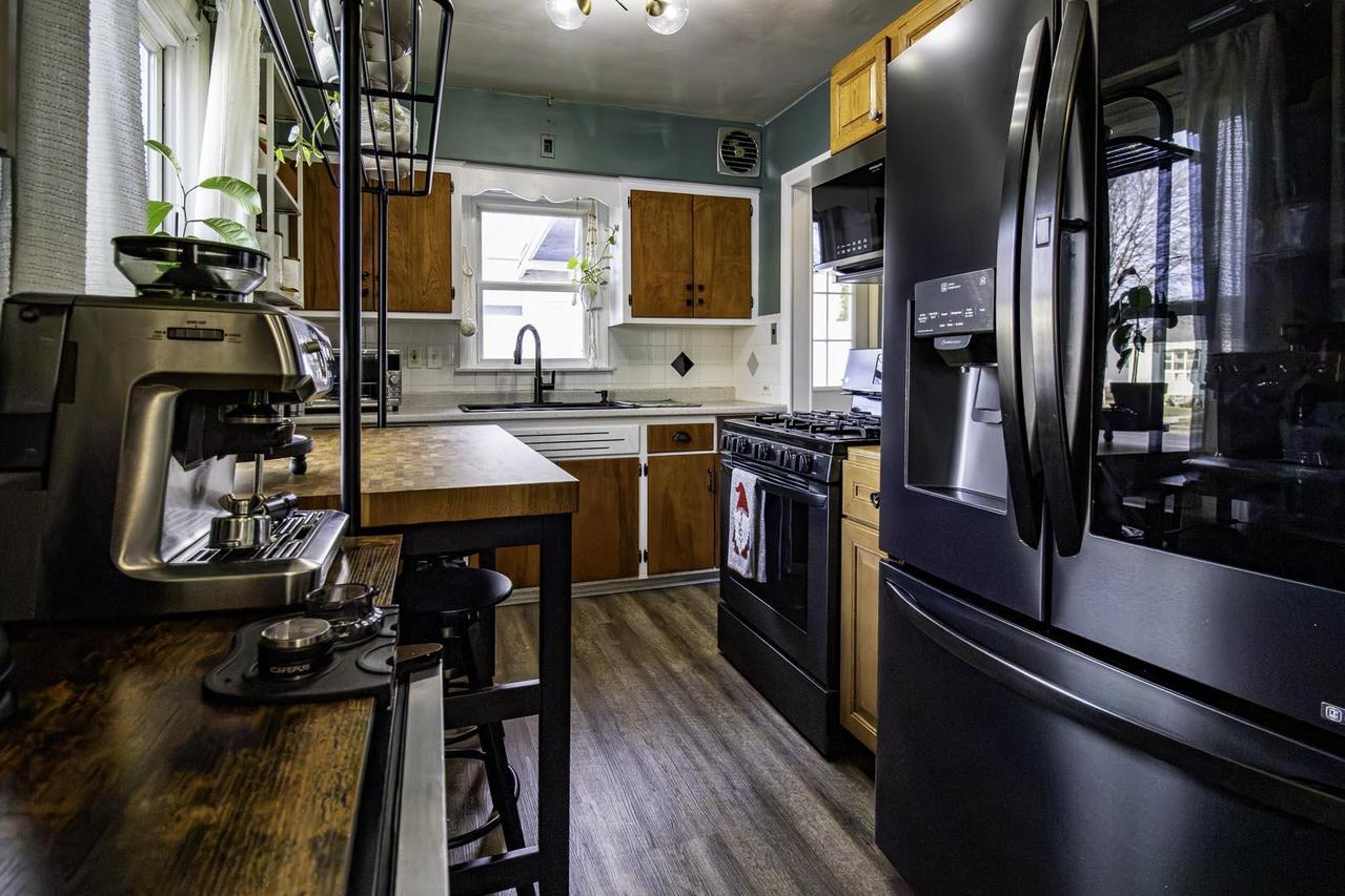 3359 S 20th St, Milwaukee, WI 53215