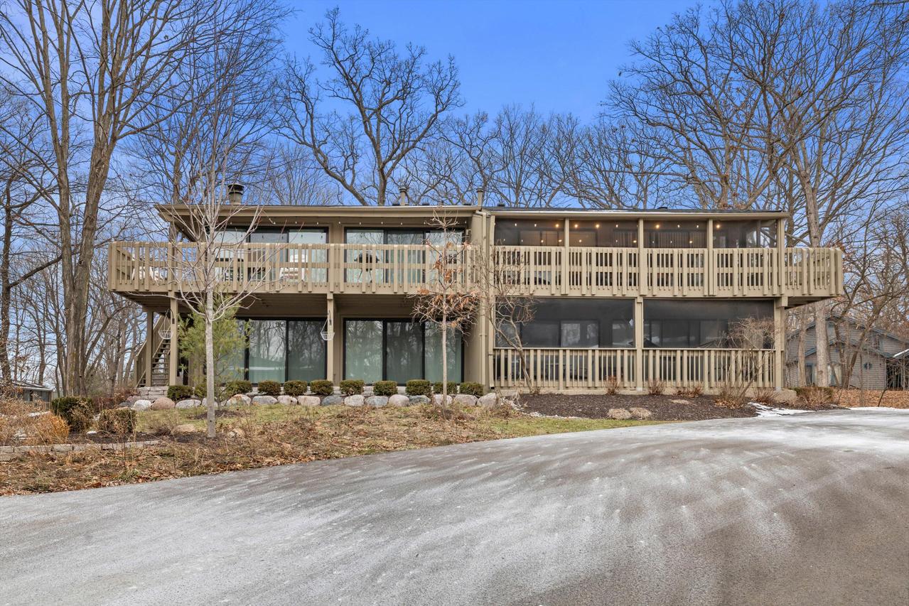 521 Bristol Oak Ct #D, Fontana, WI 53125