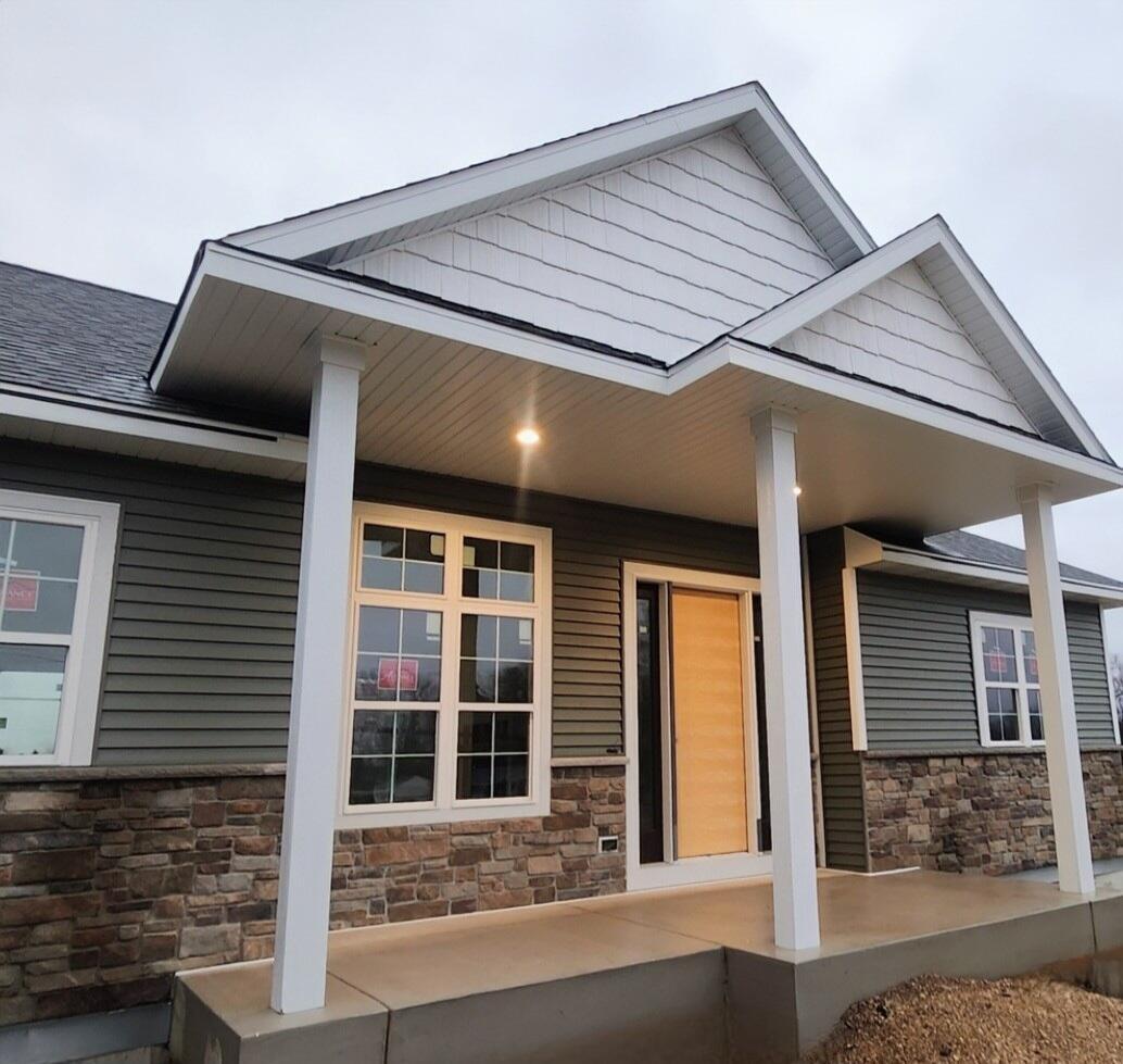 2161 Wallace Lake #Lt10, Trenton, WI 53090