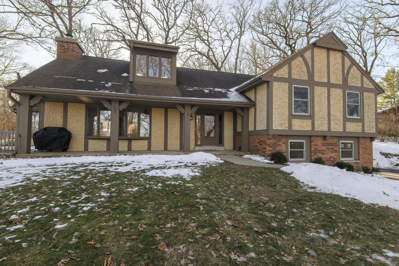 S94W23205 Meadow View, Vernon, WI 53103