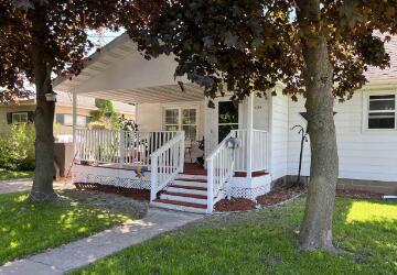 429 Pine St, Tomah, WI 54660