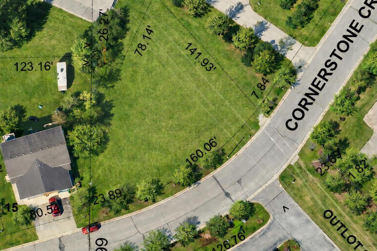 726 Cornerstone Xing, Waterford, WI 53185