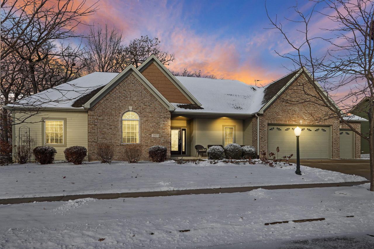 2117 Stonegate Rd, Burlington, WI 53105