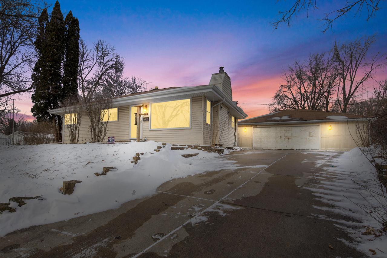 232 Richard St, Waukesha, WI 53189