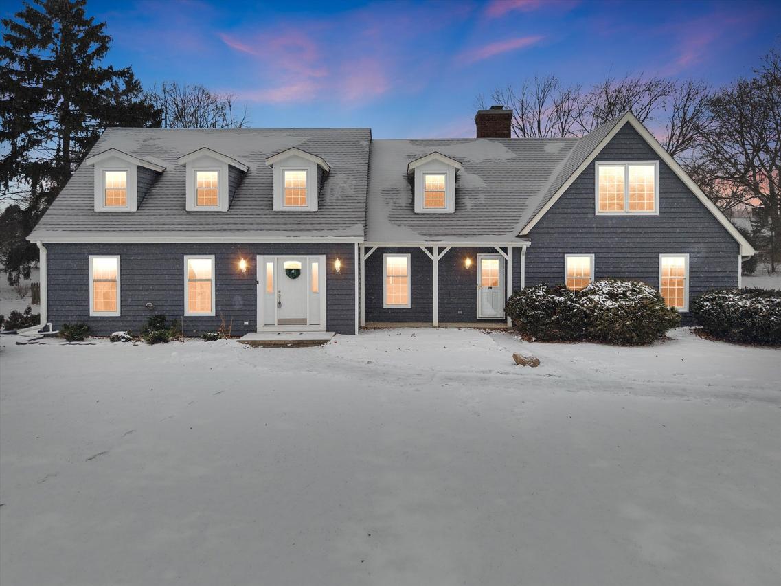 2746 Manor Ave, Mount Pleasant, WI 53406