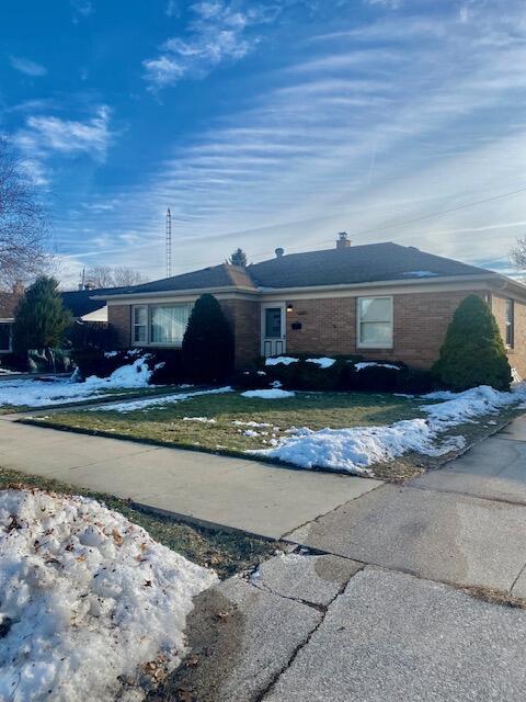 2007 E Arlington Ave, Racine, WI 53403