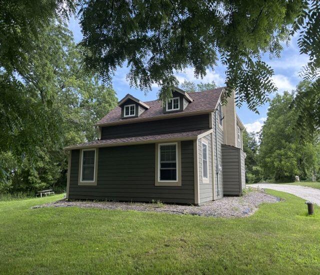 N64W21021 Mill Rd, Menomonee Falls, WI 53051