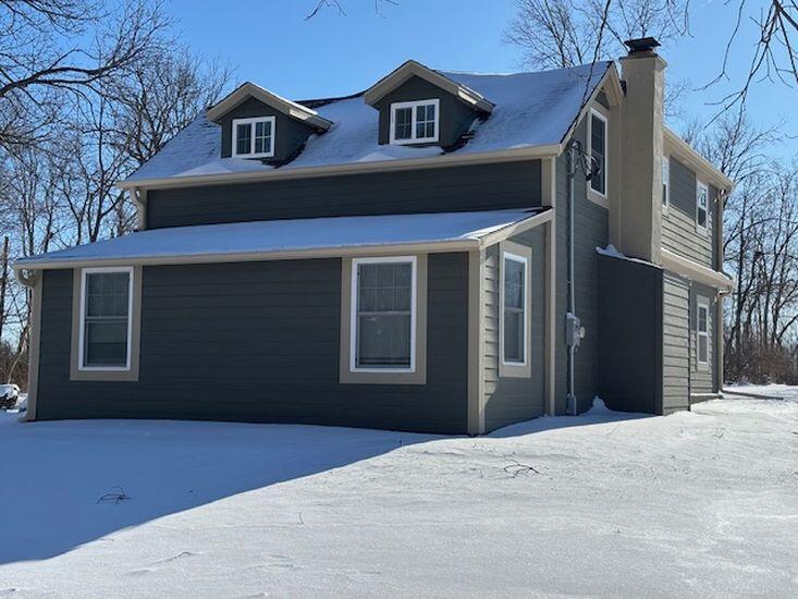 N64W21021 Mill Rd, Menomonee Falls, WI 53051