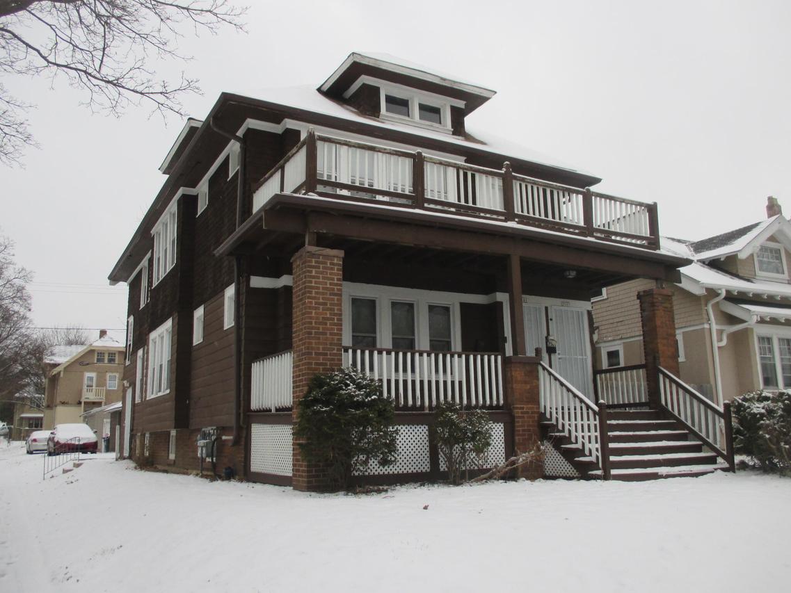 2501 N 50th St #2503, Milwaukee, WI 53210