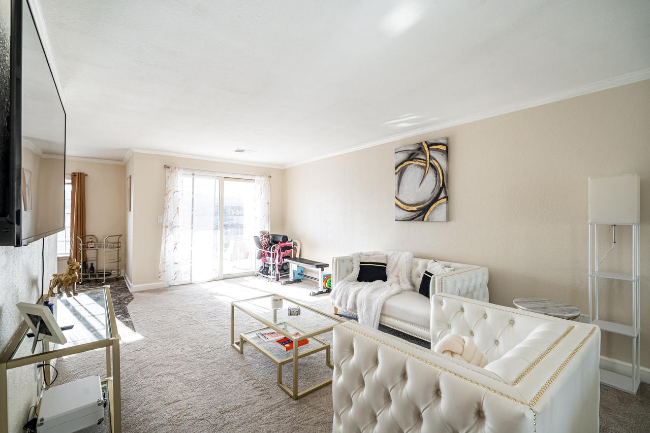 12980 W Bluemound Rd #308, Elm Grove, WI 53122