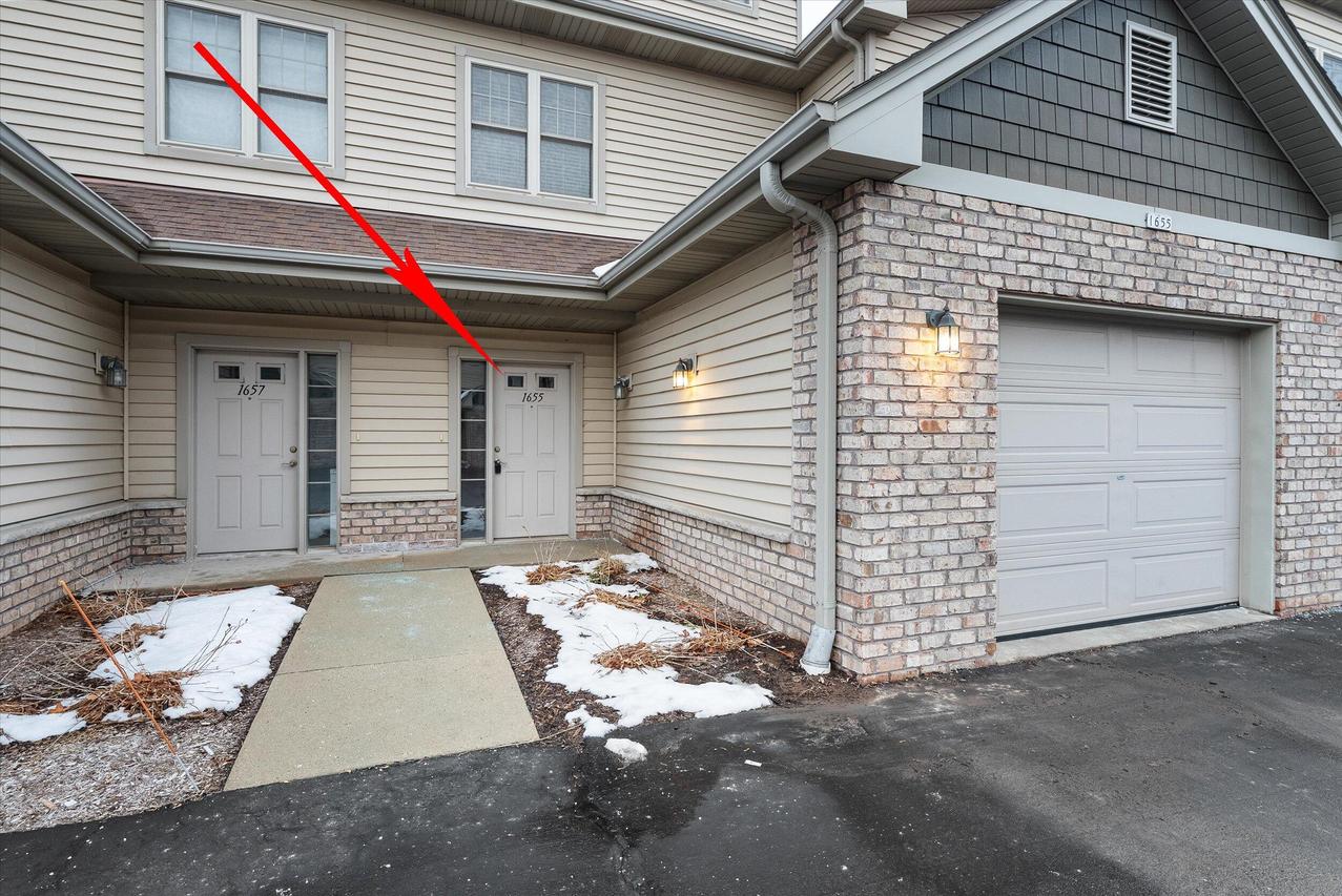 1655 New Port Vista, Port Washington, WI 53024