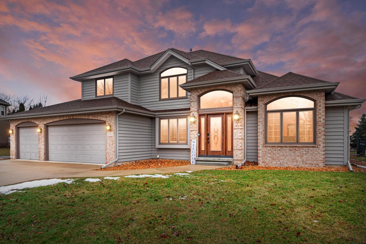 3504 Canada Goose Xing, Racine, WI 53403