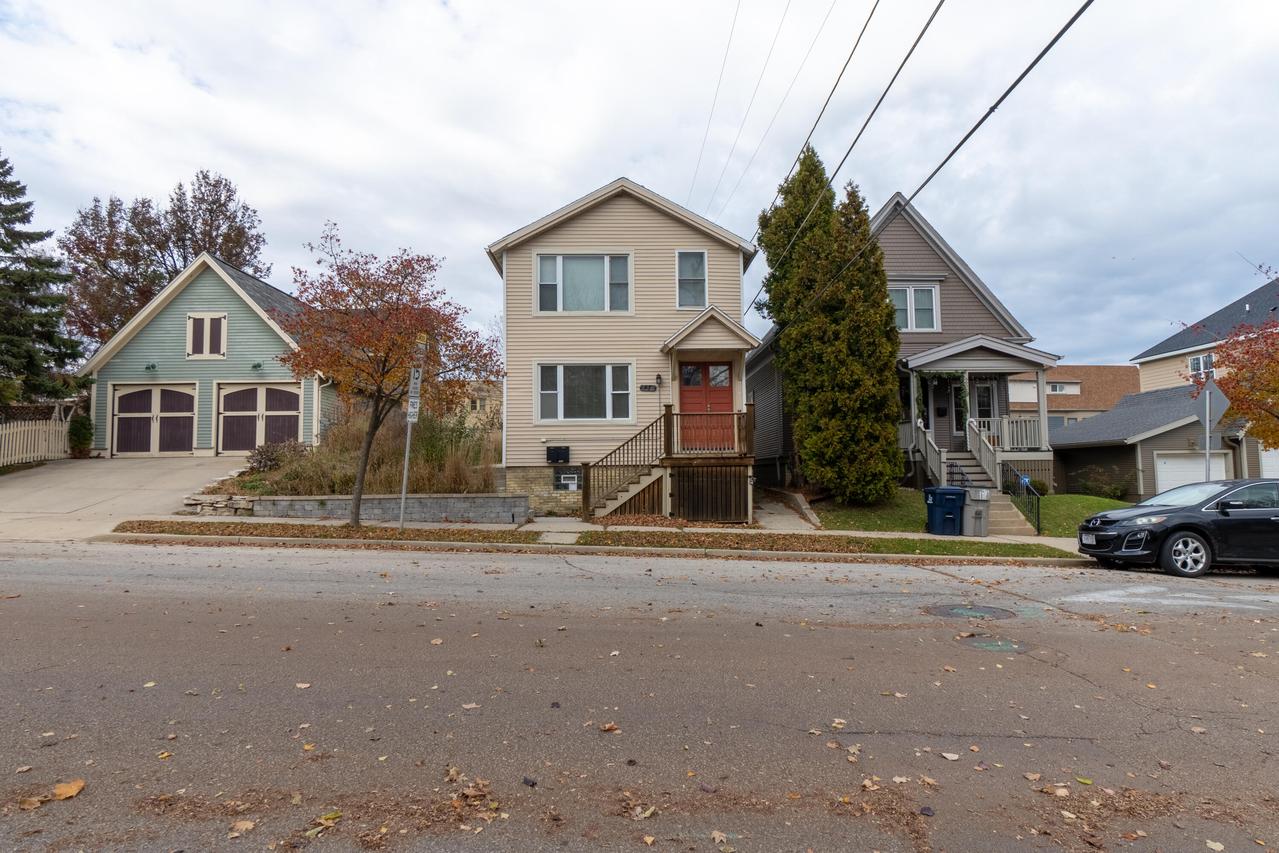 216 E Brown St., Milwaukee, WI 53212