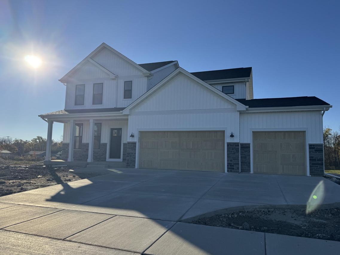 1072 5th Ave, Union Grove, WI 53182