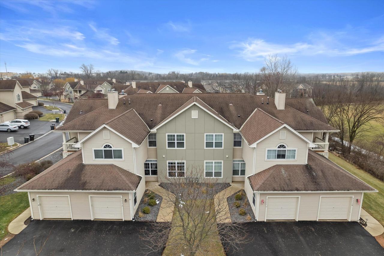 9337 S Cobblestone Way #Unit D, Franklin, WI 53132