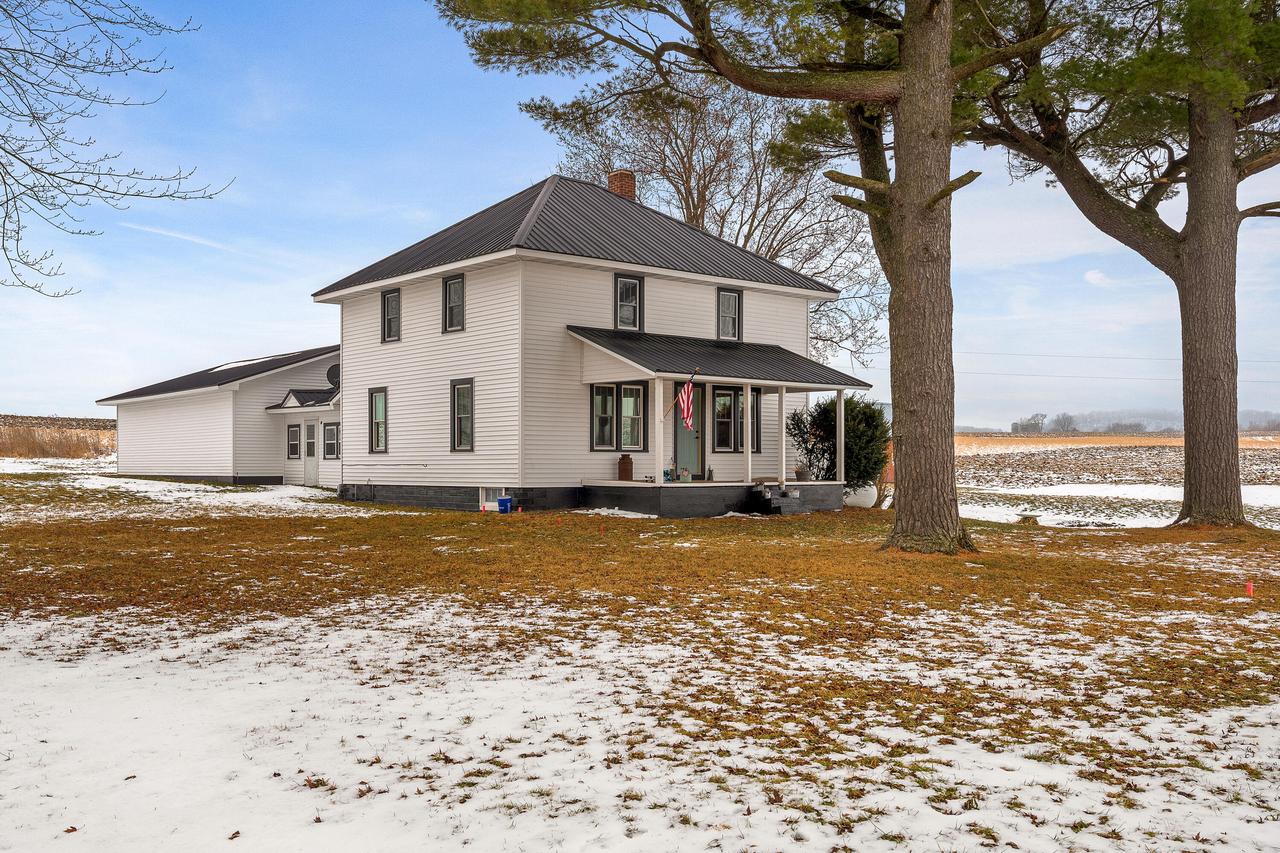 W14211 W Indies Rd, Melrose, WI 54642
