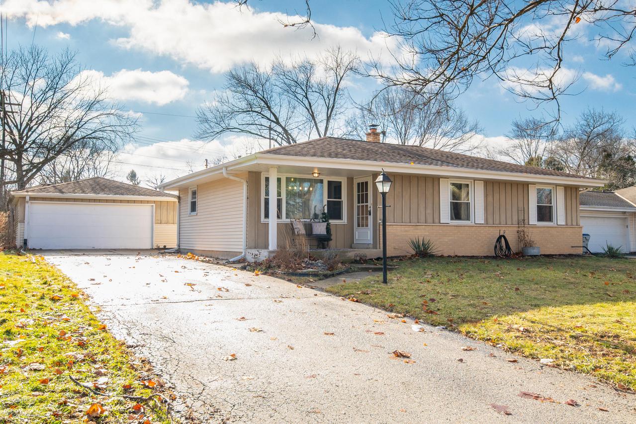 11915 W Rio St, Milwaukee, WI 53225