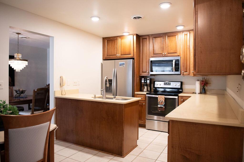 1040 Prairie Dr #23, Mount Pleasant, WI 53406