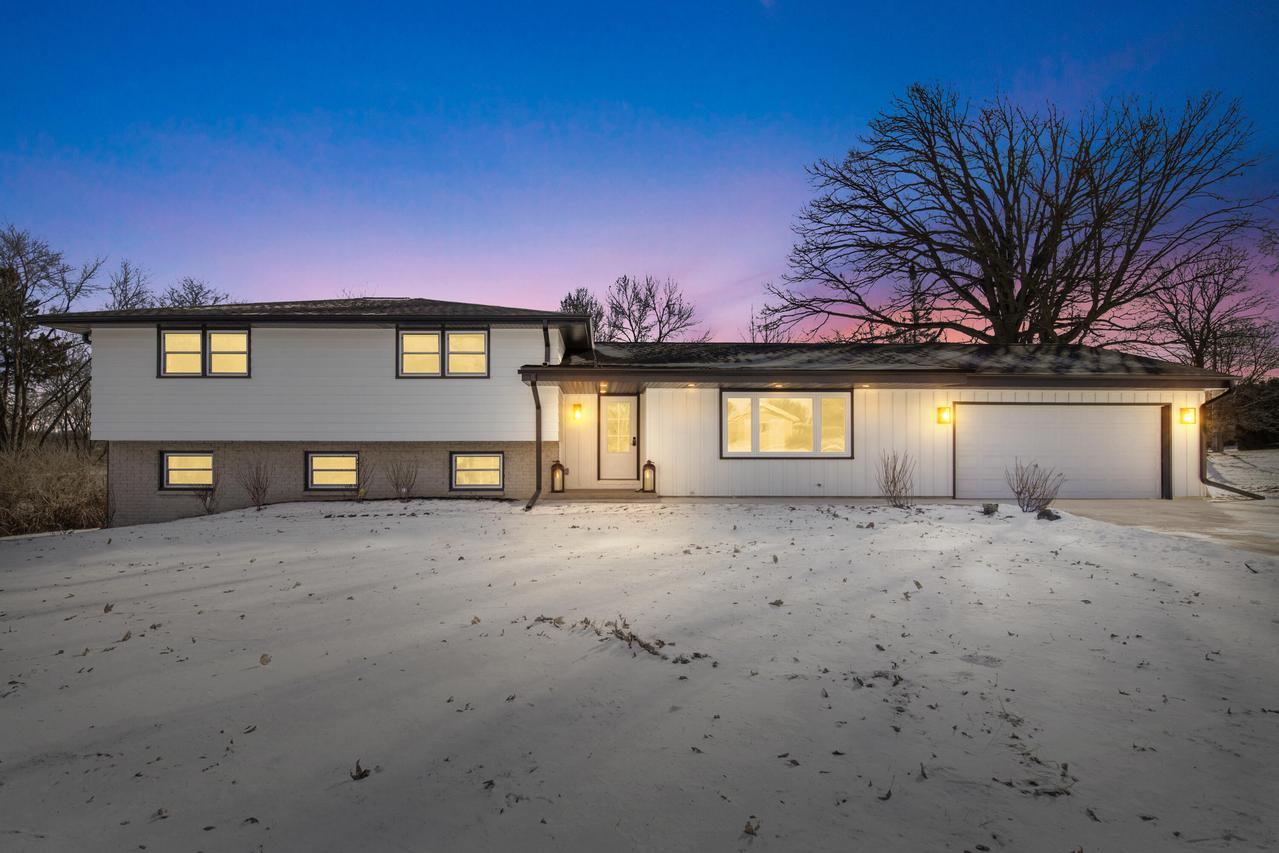 15225 Heather Hill, Brookfield, WI 53005