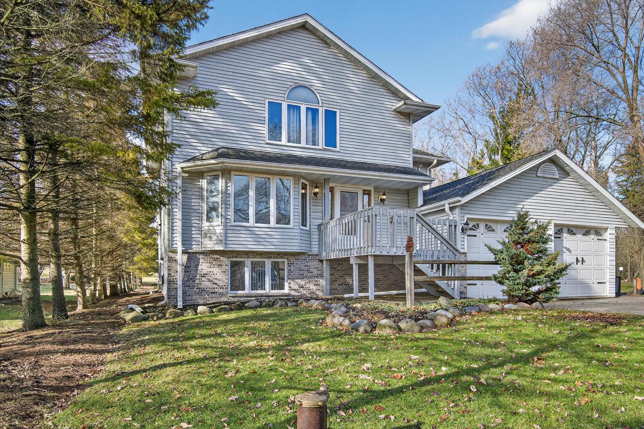 9934 28th Ave, Pleasant Prairie, WI 53158