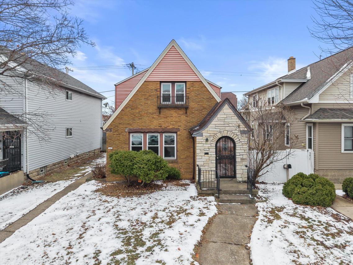 5409 W National Ave #5411, West Milwaukee, WI 53214