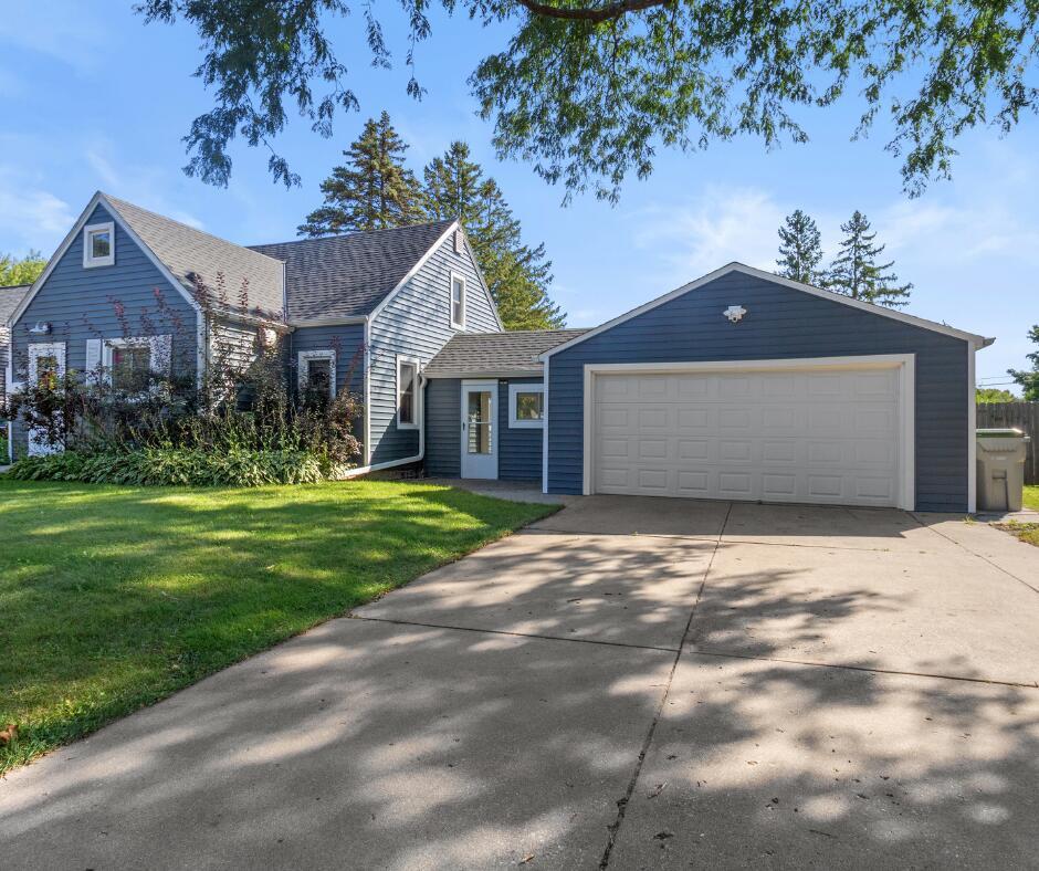 3420 S 57th St., Milwaukee, WI 53219