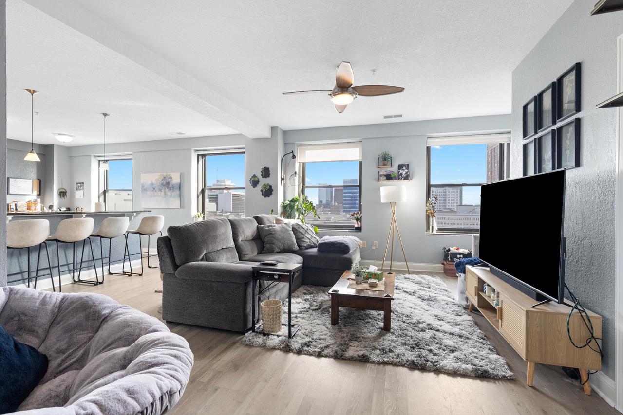 606 W Wisconsin Ave #802, Milwaukee, WI 53203