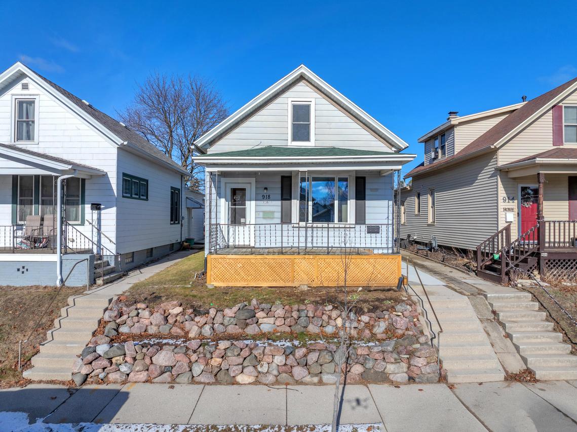 918 Swift Ave, Sheboygan, WI 53081