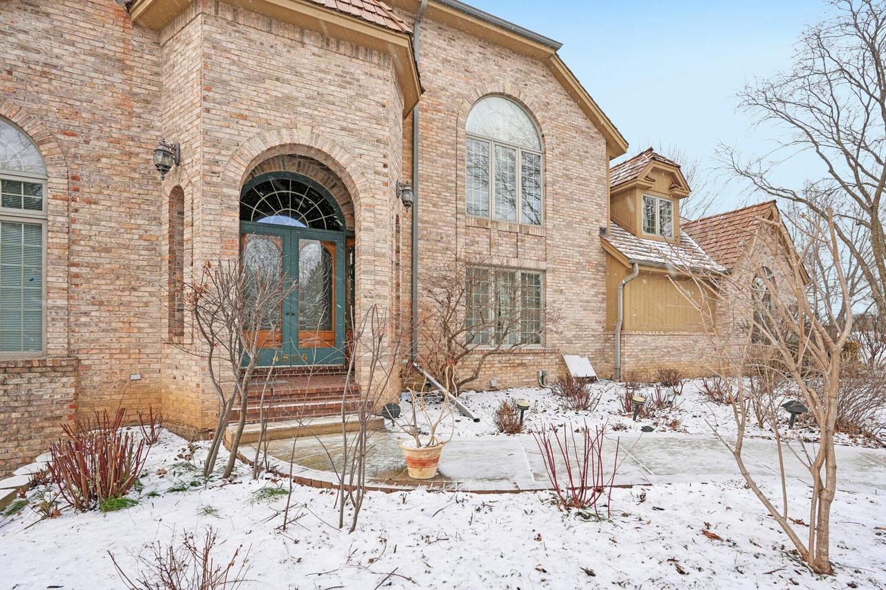 4555 Edington Ln, Brookfield, WI 53045