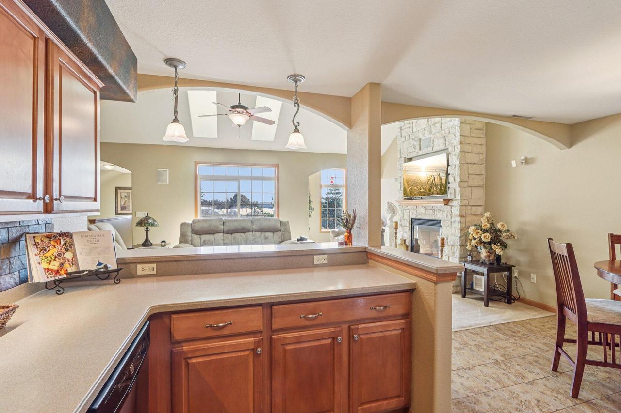 1617 Grey Fox Trl #G, Mukwonago, WI 53149