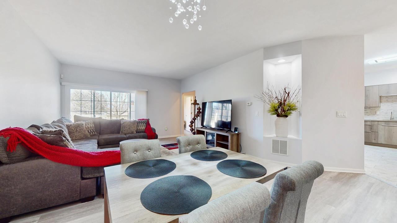 1151 Townline Rd #102, Lake Geneva, WI 53147