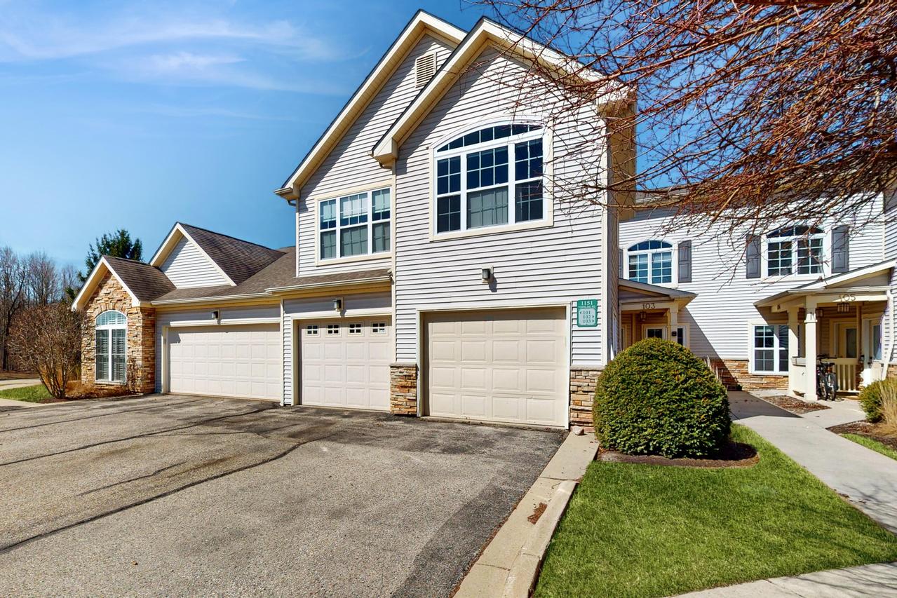 1151 Townline Rd #102, Lake Geneva, WI 53147