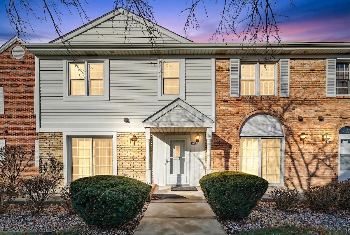 7020 Mariner Dr #105, Mount Pleasant, WI 53406