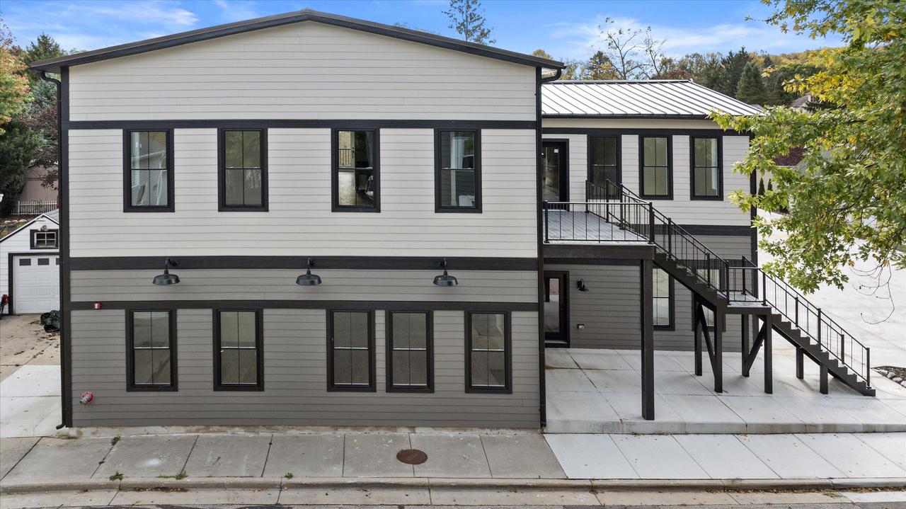 308 Oak St #101, Slinger, WI 53086