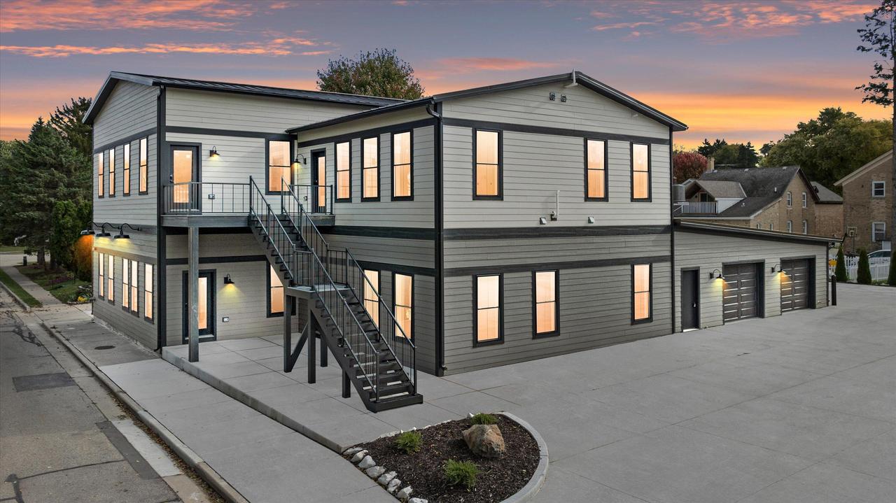 308 Oak St #102, Slinger, WI 53086