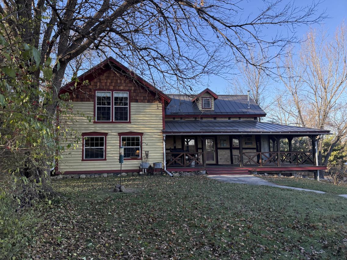 N4176 W Water St, Sullivan, WI 53178